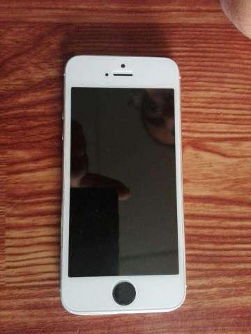 Vendo iPhone 5s Dorado 16gb Vendo iPhone 5s Dorado 16gb