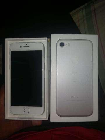 iPhone 7 Nuevo de 32 Gb iPhone 7 Nuevo de 32 Gb
