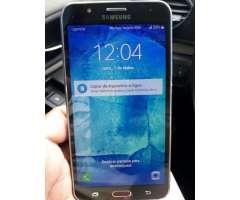Samsung J7