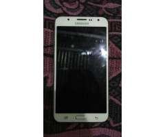 Samsung J7&#x2f;2015