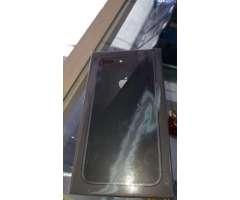Celular iPhone 8 Plus