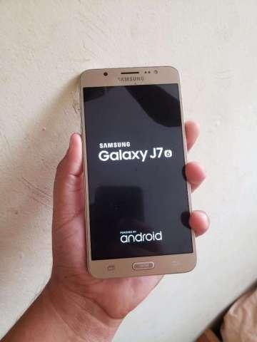 Samsung J7 2016 Dorado 16gb Samsung J7 2016 Dorado 16gb