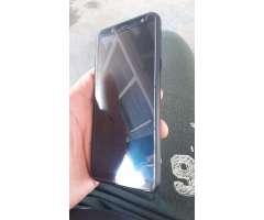 Samsung J6 Un Mes de Uno con Su Caja