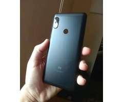 Xiaomi Redmi Note 5 con en Cajeta