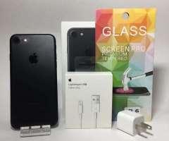 iPhone 7 32Gb Negro Mate &#x28;Negociable&#x29;