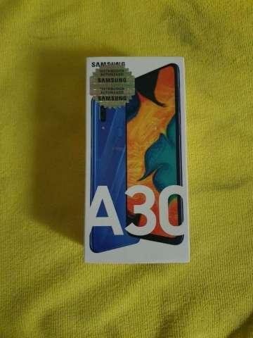 Samsung A30. Nuevo Samsung A30. Nuevo