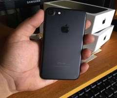 iPhone 7 32Gb &#x28;Negociable&#x29;